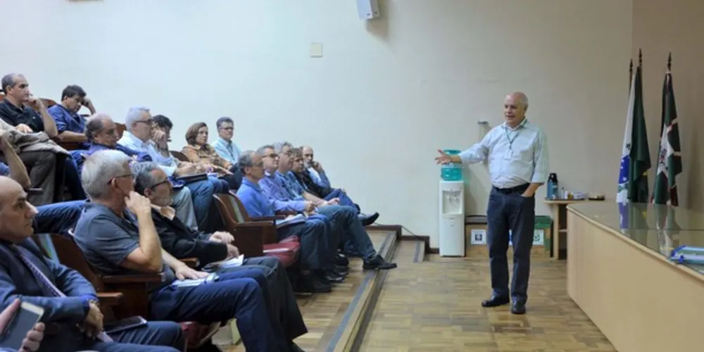 União deve dar origem ao Instituto Paranaense de Desenvolvimento Rural.