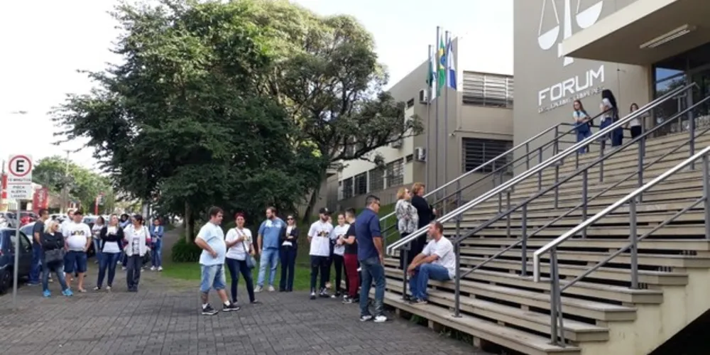 Imagem ilustrativa da imagem Começa o júri de caminhoneiro por morte de família