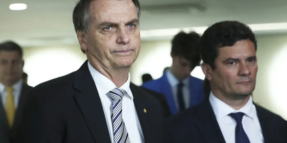 Imagem ilustrativa da imagem Bolsonaro nega que
Moro escolherá próximo PGR
