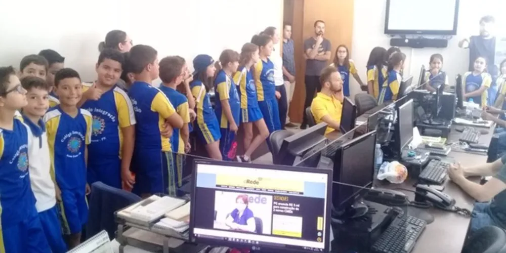 Os 26 alunos, do 5º ano, estavam acompanhados das professoras Mislaine e Elena