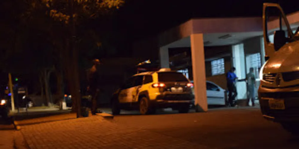 Suspeito chegou a ser socorrido, mas não resistiu aos ferimentos e morreu pouco tempo depois