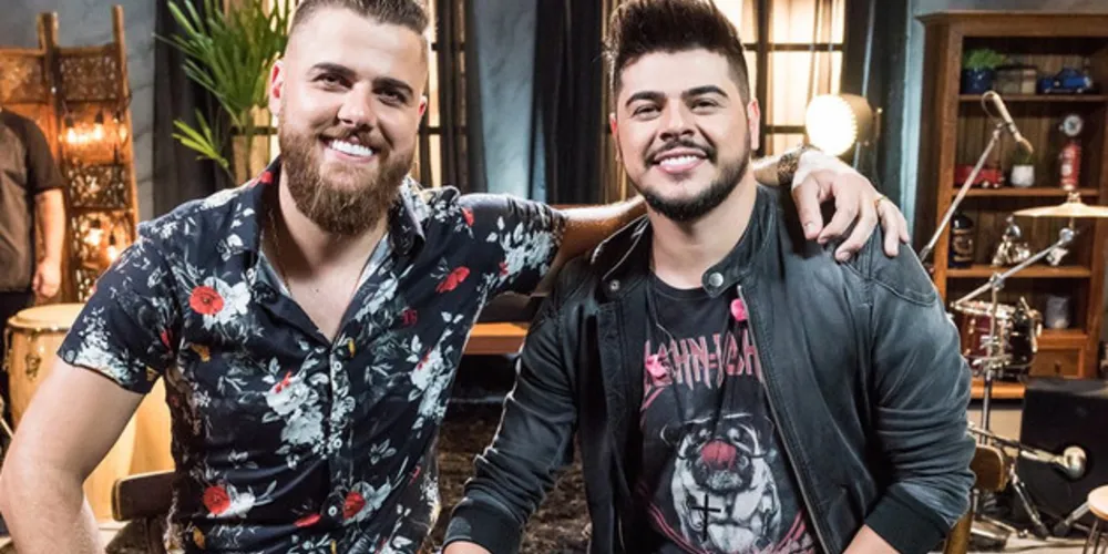 Zé Neto & Cristiano foram criados na zona rural, divisa de Ipiguá (SP) e São José do Rio Preto (SP), e foi lá que a música começou a fazer história na vida dos artistas