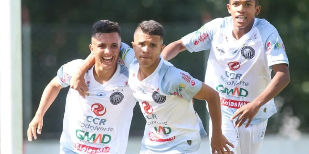 Fantasma soma os três primeiros pontos no estadual da categoria