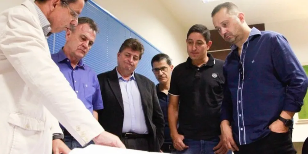 Ao todo, três emendas foram oficializadas durante o encontro na segunda-feira