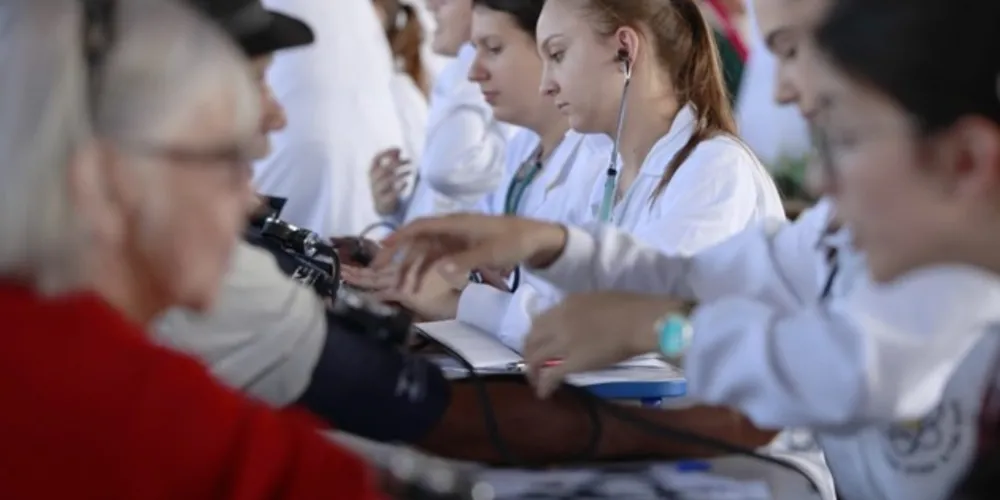 Quem passou pelo Terminal Central foi conscientizado sobre vários assuntos, entre eles o uso racional de medicamentos 