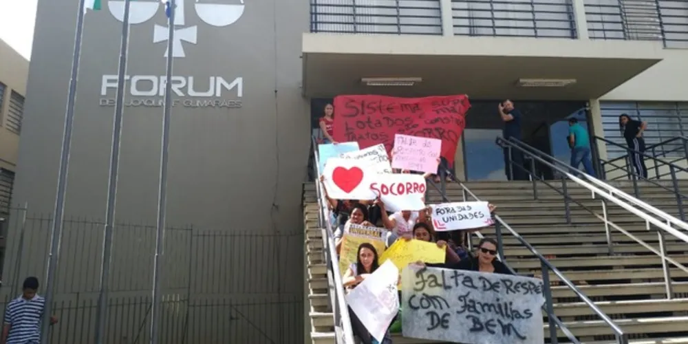 Imagem ilustrativa da imagem Familiares de presos realizam manifestação no Fórum