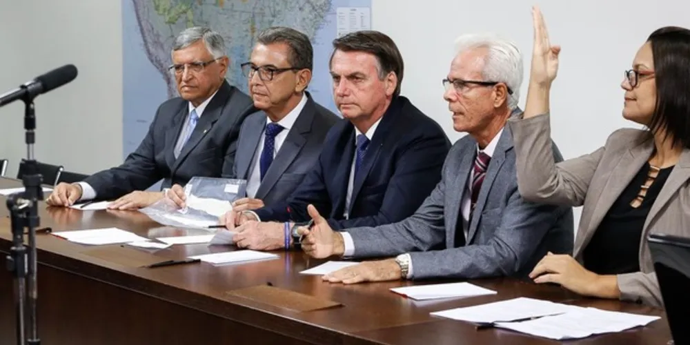 Ministro da Educação, Abraham Weintraub, participou da transmissão semanal ao vivo do presidente Jair Bolsonaro no Facebook