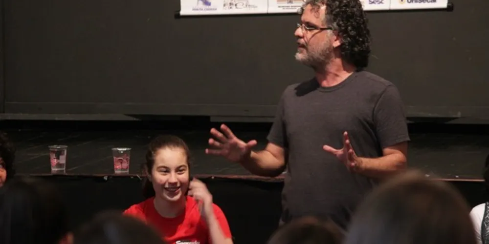Poética multiplicadora: Recontar é preciso, realizada dia 8 de maio no Centro da Cultura