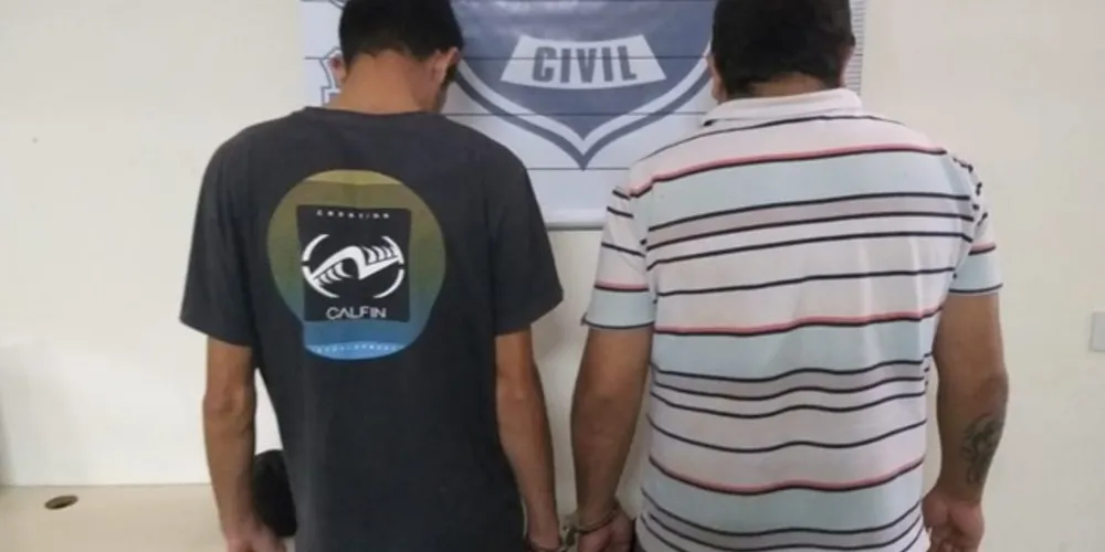 Suspeitos foram encontrados no bairro Socomin nesta segunda-feira e estavam foragidos da Justiça