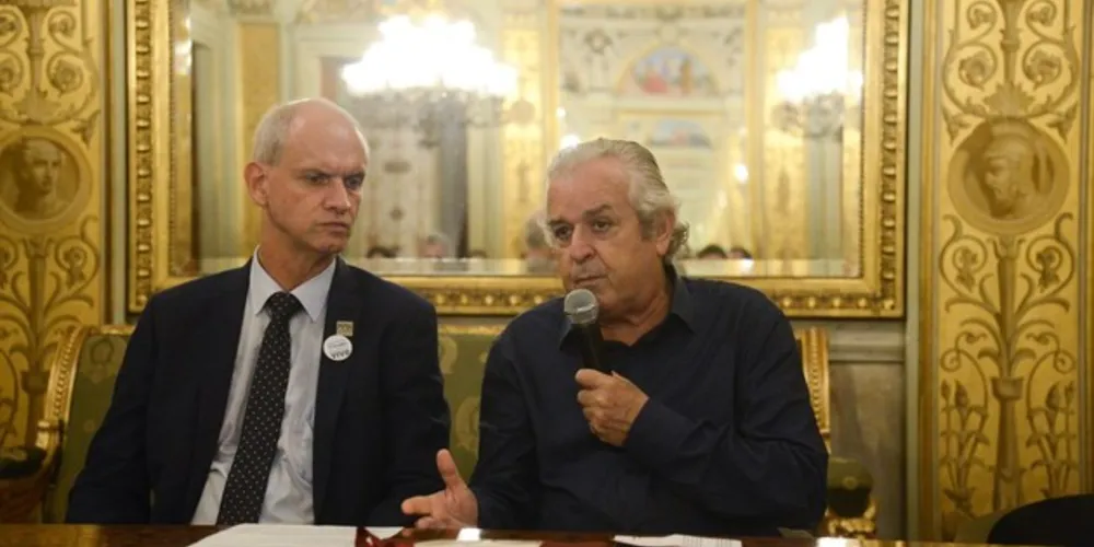 O diretor do Museu Nacional, Alexander Kellner, ao lado do presidente do Ibram, Paulo Amaral.