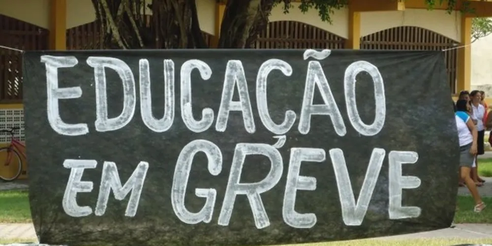 Greve Nacional em Defesa da Educação Pública é uma resposta aos cortes de verbas para as Universidades e Institutos Federais