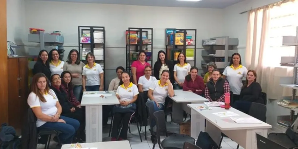 Formação continuada faz parte do planejamento da Secretaria Municipal de Educação de Castro