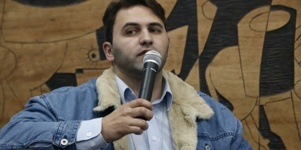 Imagem ilustrativa da imagem Felipe Passos pede plano de cargos de salários em PG