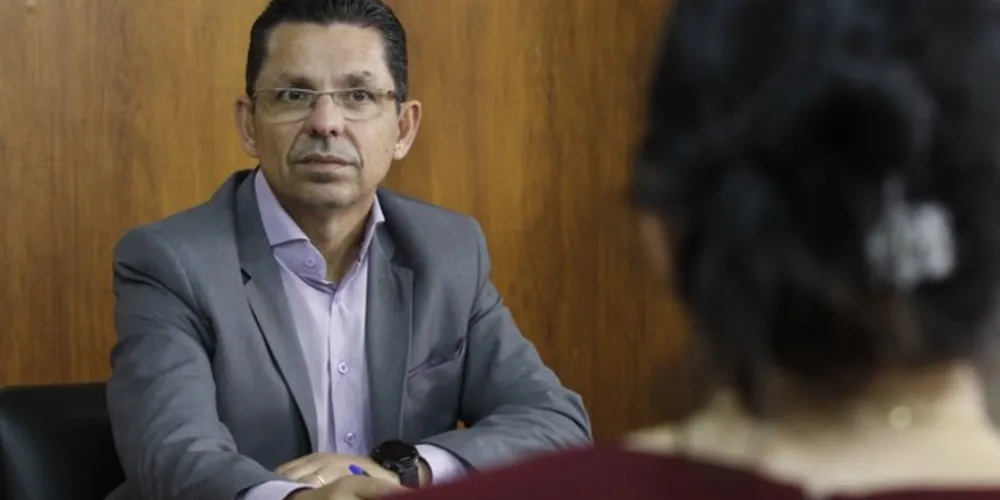 Reitor da UEPG, Miguel Sanches Neto afirma que instituição precisa de R$ 450 mil para realizar o vestibular