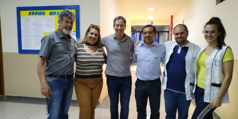 Imagem ilustrativa da imagem Autor de Metodologia OPEE visita Colégio Integração