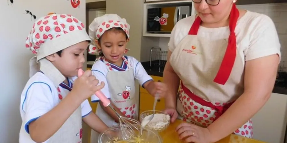 Os alunos participaram de atividades relacionadas à alimentação saudável