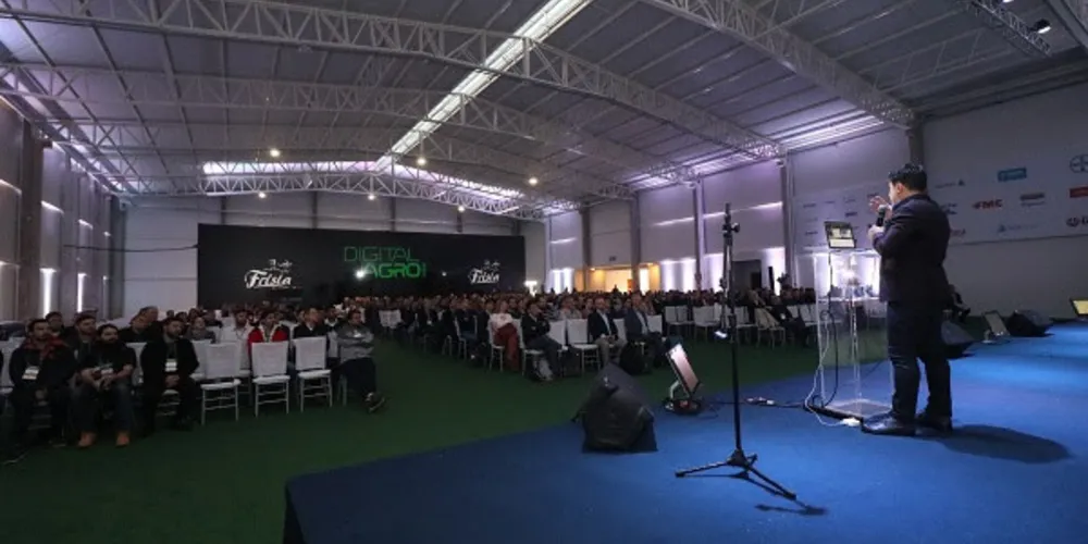 Palestras serão ministradas por profissionais de renome nacional e internacional. 
