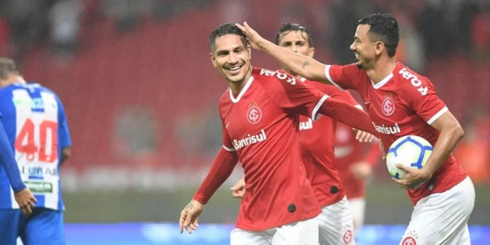 Guerrero marcou duas vezes e teve atuação destacada na vitória do Inter dentro de casa