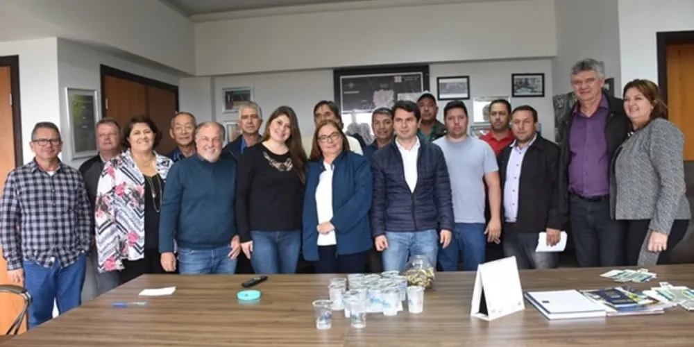 Os principais convênios com o governo do Estado são com a Secretaria de Desenvolvimento Urbano E Secretaria Estadual de Infraestrutura e Logística