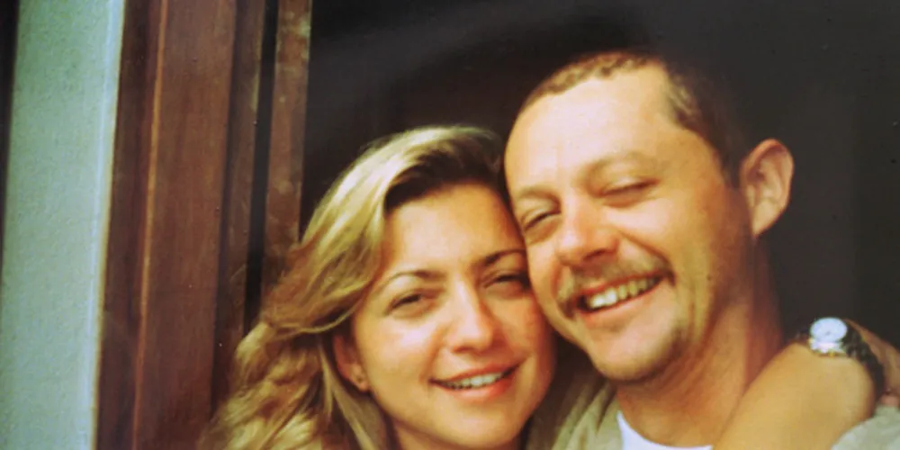 O ex-promotor Igor Ferreira da Silva, foi condenado em 2001, a 16 anos e quatro meses de prisão por matar a tiros a própria mulher