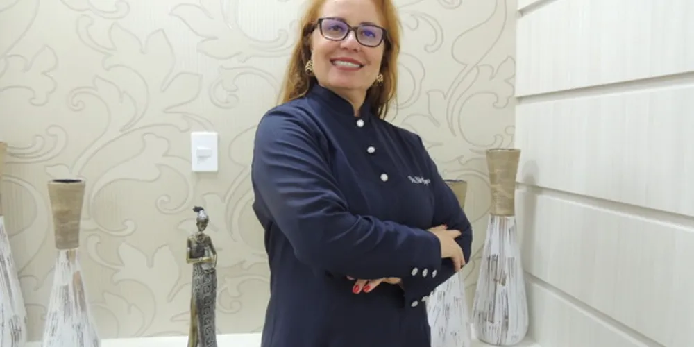 Adriana Lopes é uma das profissionais brasileira que atua em procedimentos de estética íntima.