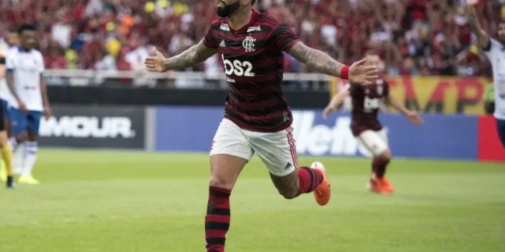 Gabigol dominou o jogo e fez os gols da vitória do Flamengo sobre o Fortaleza