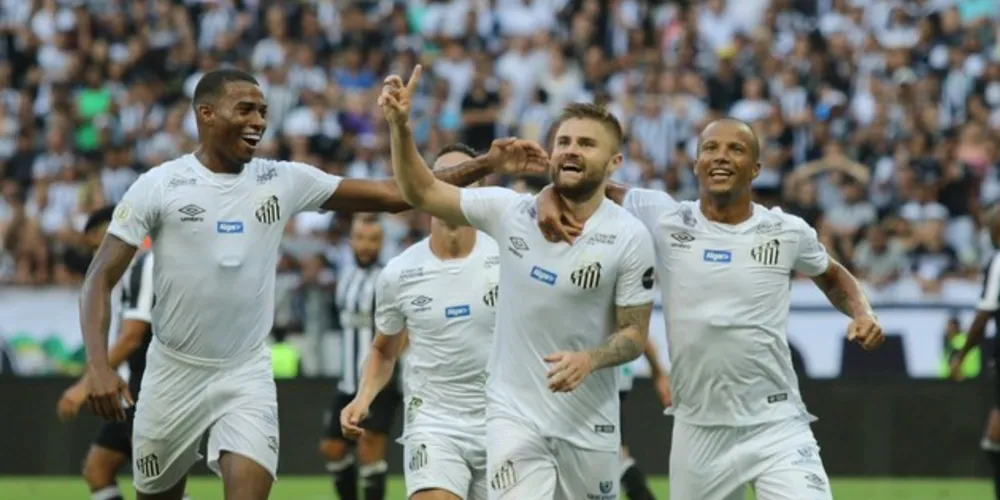 Eduardo Sasha marcou o gol da vitória santista no Castelão