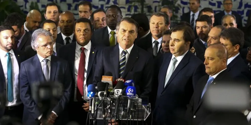 Outro ponto da proposta altera, de 20 para 40, o limite máximo de pontos que um motorista pode acumular