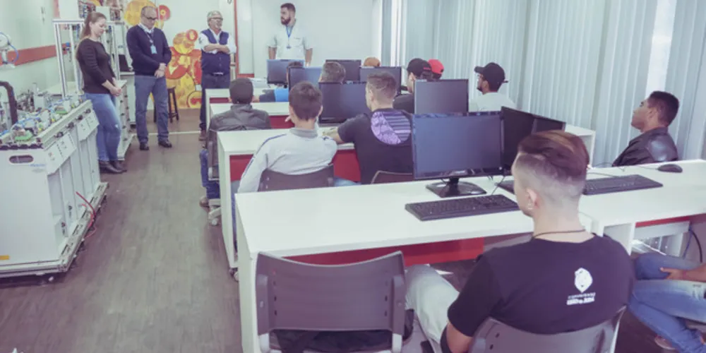 Em 2018 mais de 500 pessoas se formaram em cursos profissionalizantes, através dessa parceria com a prefeitura

