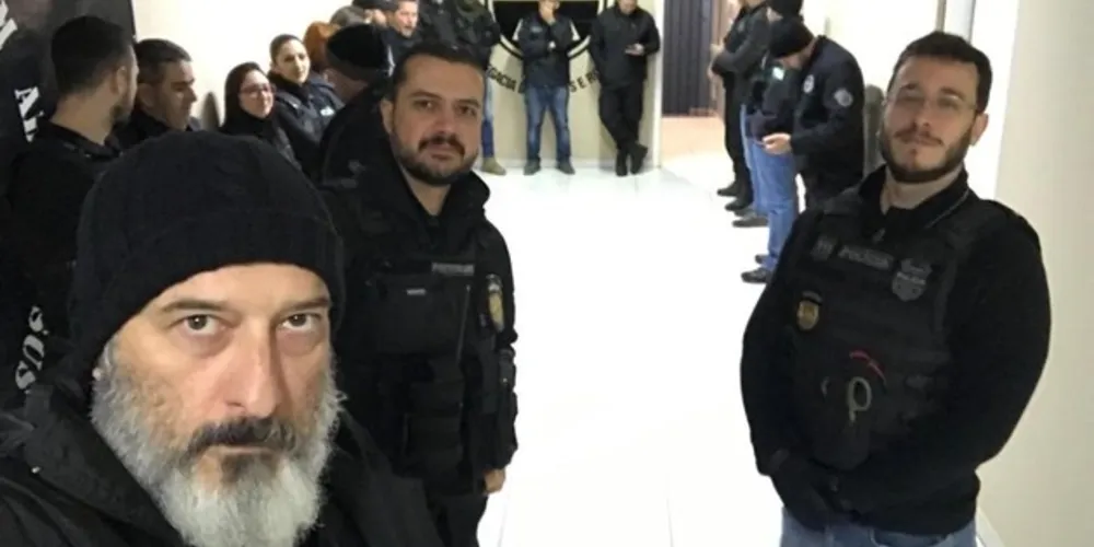 Imagem ilustrativa da imagem Polícia desmantela uma das mais perigosas quadrilhas do PR 