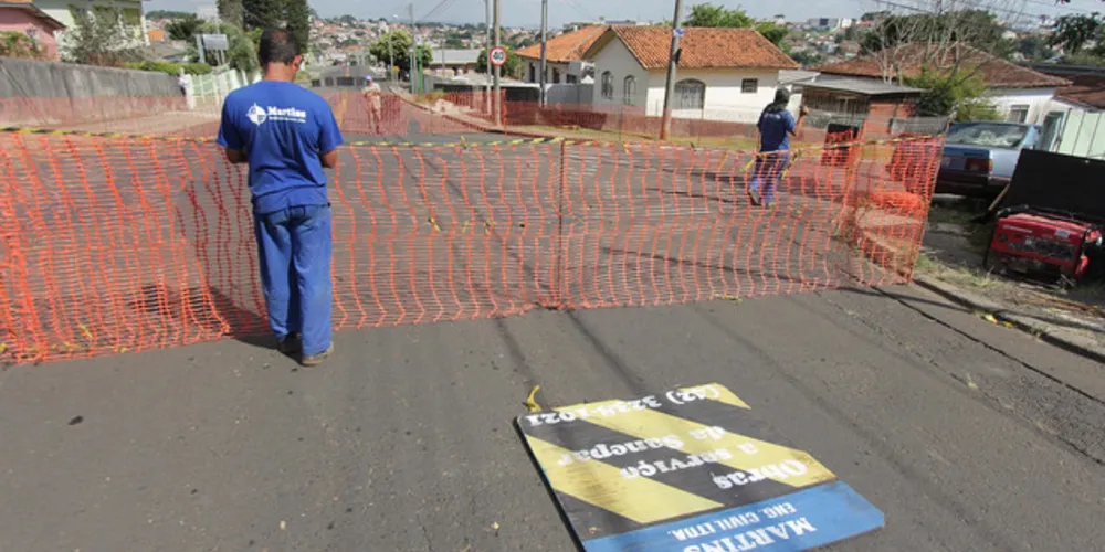 Obras são realizadas para sanar o problema