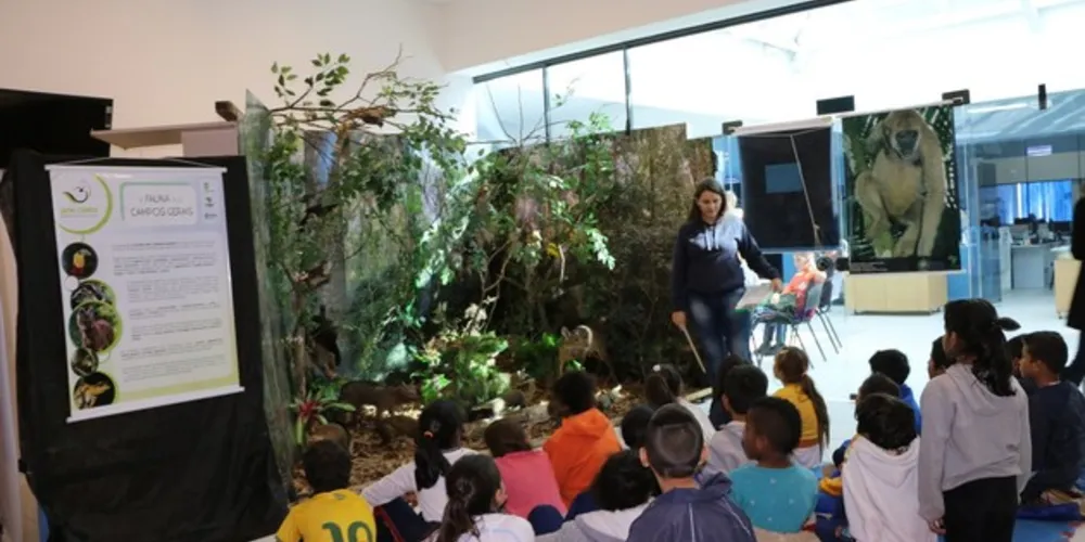 Atividade promove o conhecimento ambiental dos Campos Gerais, para que as crianças conheçam a fauna da região