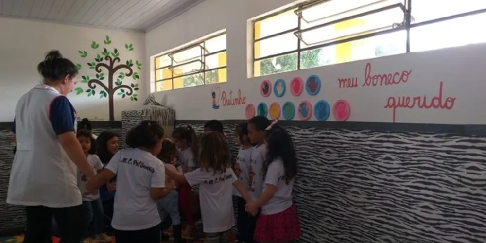 Evento contou com apresentação de teatro, exposição dos trabalhos e oficinas culturais

