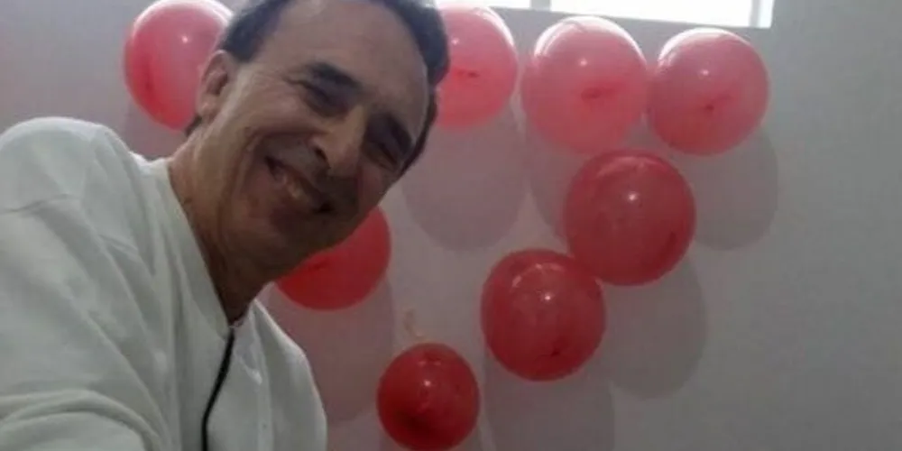 Vítima foi atingida por  tiro na cabeça e está internada em estado grave