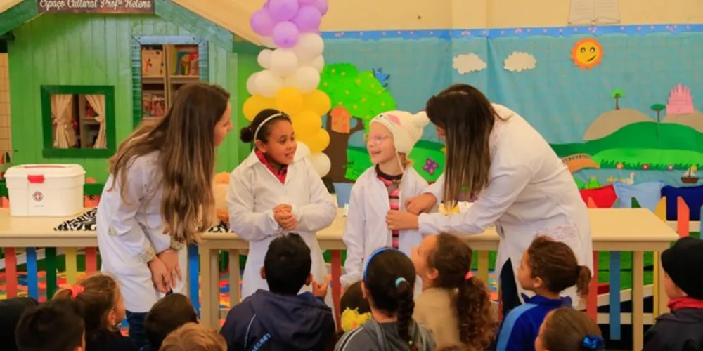 Alunos da Rede Municipal de Educação participaram de atividades na área de Meio Ambiente. 