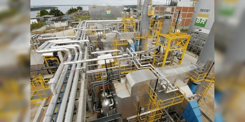 Imagem ilustrativa da imagem Cade aprova venda de oito refinarias pela Petrobras