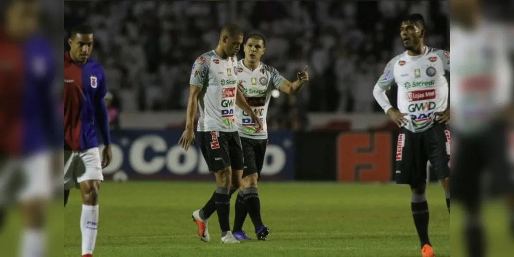 Derrota joga Fantasma para a zona de rebaixamento da Série B