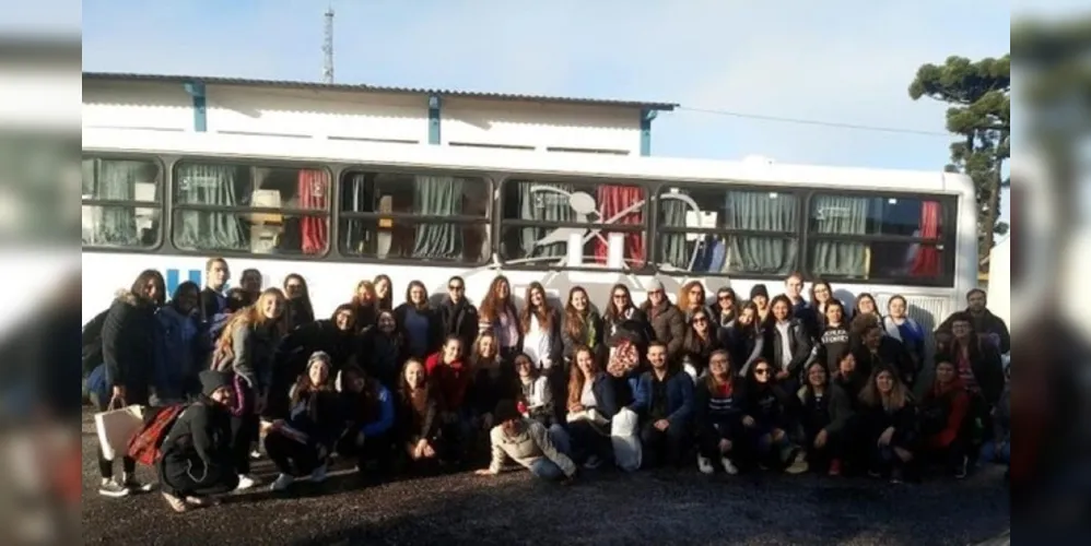 atividade busca valorizar a identidade afro-brasileira e rememorar a história de resistência da Comunidade Remanescente de Quilombolas da Serra do Apon