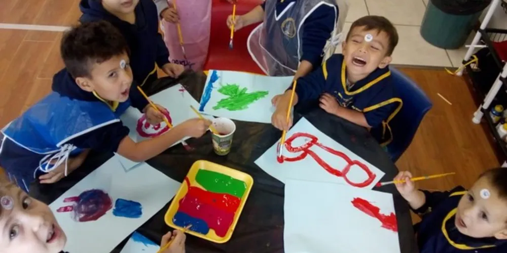 Imagem ilustrativa da imagem Professora destaca ensino da arte na Educação Infantil