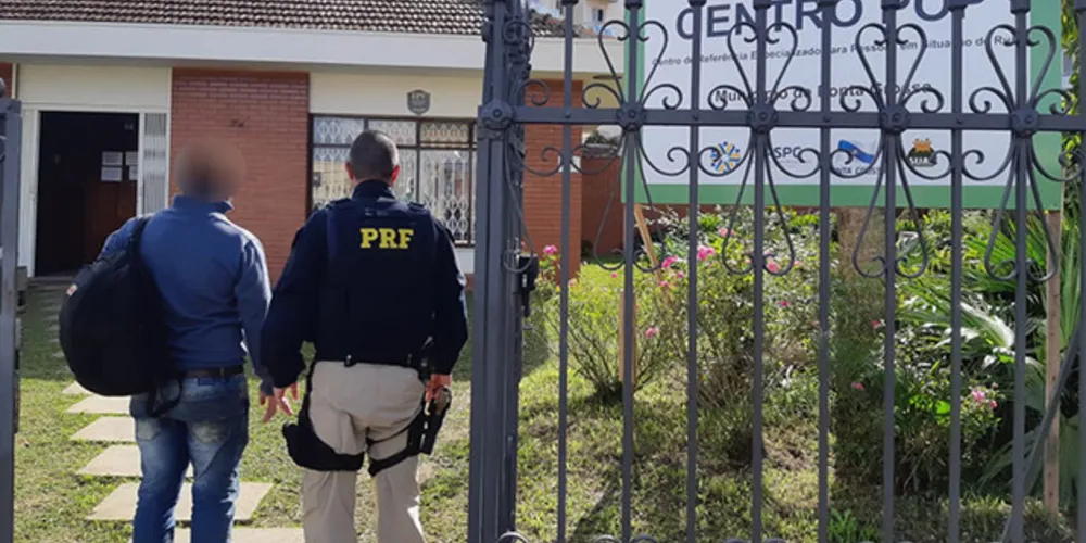 Homem não conseguiu internamento em comunidade terapêutica e pediu ajuda à PRF
