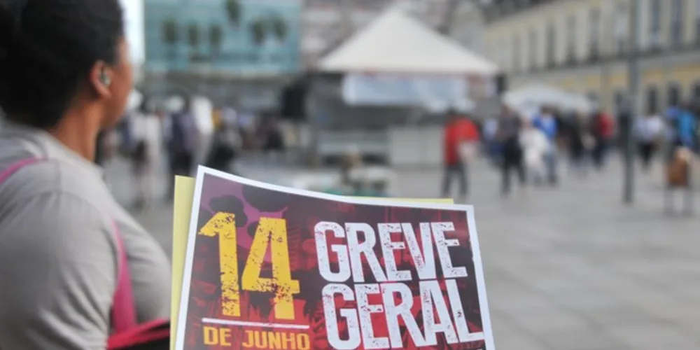 Movimento é em protesto aos cortes de orçamento destinados à Educação e a Reforma da Previdência