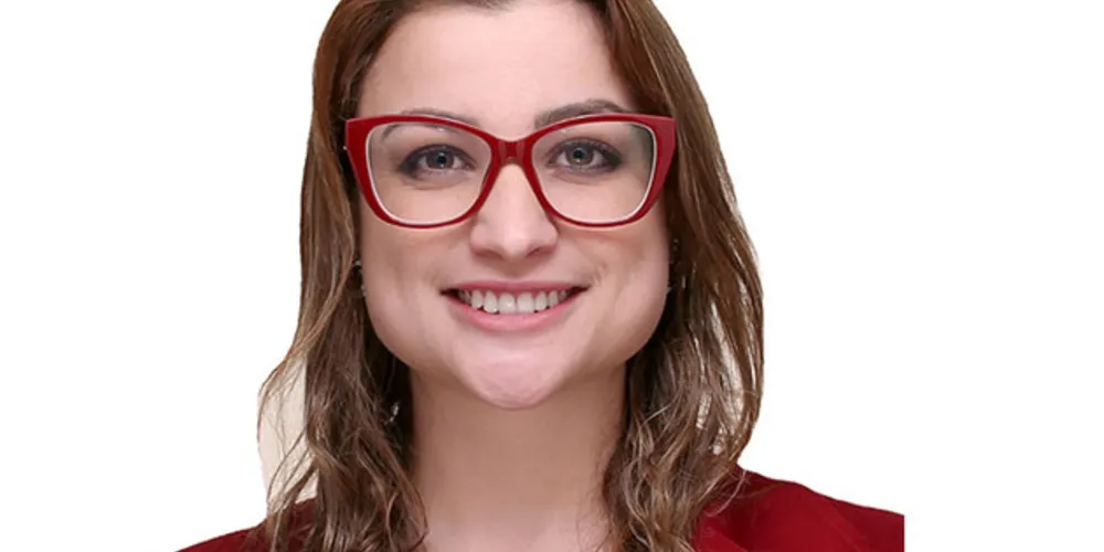 Sabrina Stefanello é advogada Especializanda em Contabilidade Financeira e Tributária