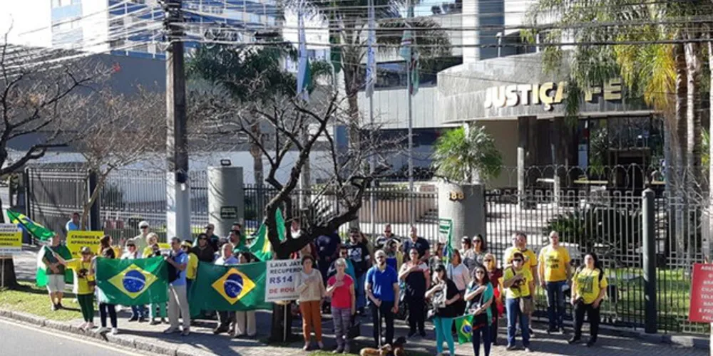 Manifestantes convocam apoiadores de Moro para ato no dia 30 de junho