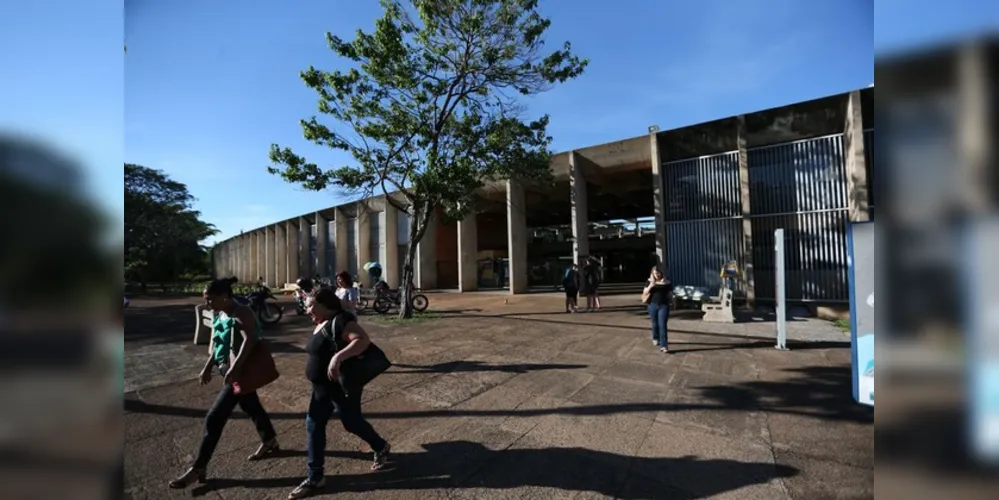 Estudantes devem fazer a matrícula nas instituições em que foram aprovados
