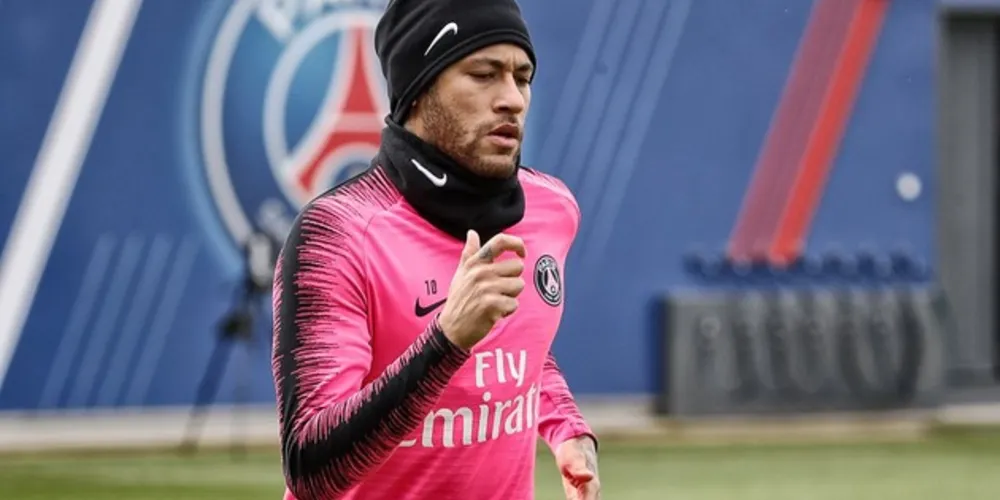 Em entrevista à revista France Football publicada nesta segunda-feira (17), o mandatário mandou uma mensagem clara para o grupo de jogadores