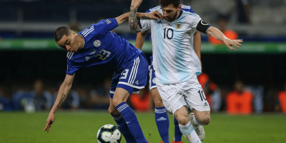 Empate foi resultado ruim para os dois times; Argentina é lanterna do grupo