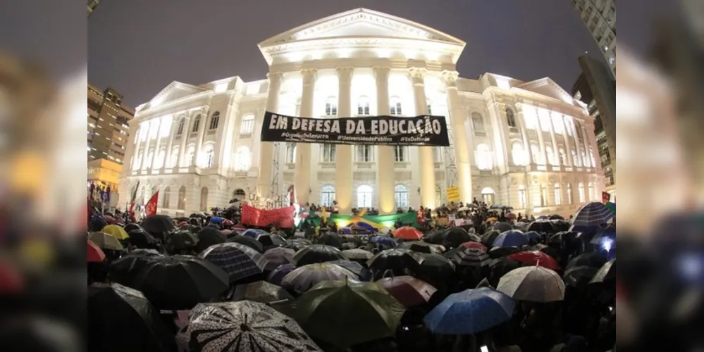 Para a OAB, os congelamentos ferem a autonomia universitária e causaram um “caos no sistema educacional”.