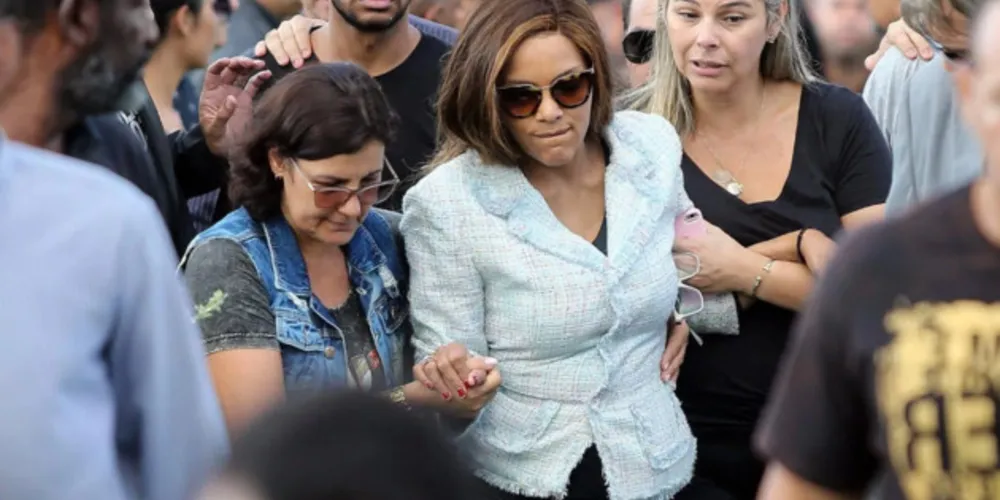 Imagem ilustrativa da imagem Flordelis cita
calúnias e defende filhos após morte de marido
