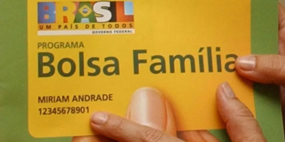 Imagem ilustrativa da imagem Bolsa Família recebe
presença escolar até a quinta-feira
