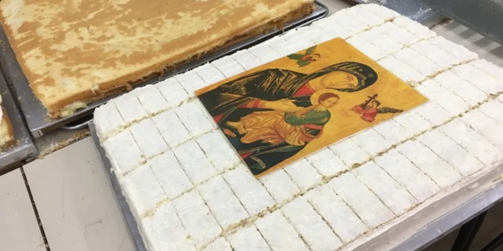 Durante a festa haverá a venda do bolo de Perpétuo Socorro com 35 medalhas entre os cinco mil pedaços de bolo